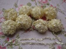 8 pelotes boule  de 50 grs de laine poilues soyeuse jaune pâle