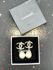 Boucles d'oreilles Chanel en