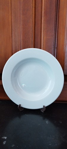 Assiettes creuses blanches - assiettes,