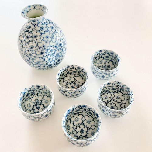 Ensemble bouteille saké - bouteille, de