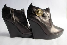 BURBERRY Chaussures à talon