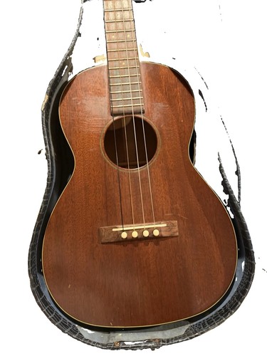 Martin vintage ukulele - &, co