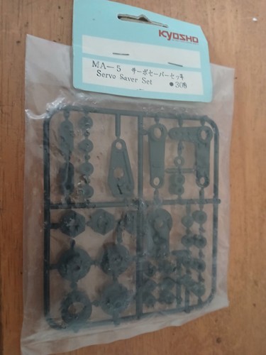 Vintage kyosho maxxum servo - maxxum,