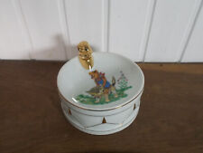 Assiette bouillie bébé  bouchon LIMOGES ROYAL FRANCE forme tambour chat et ours