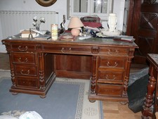 Bureau noyer ministre