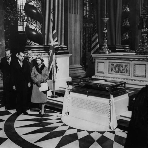 Queen elizabeth american - elizabeth,