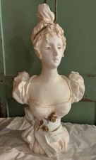Buste jeune femme - buste, en