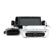 Poste multimédia - Renault MEGANE III PH.2 - 281158348R - J1-2435L