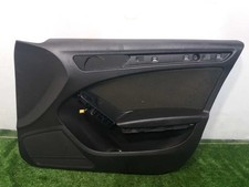 8K1867106 protection porte