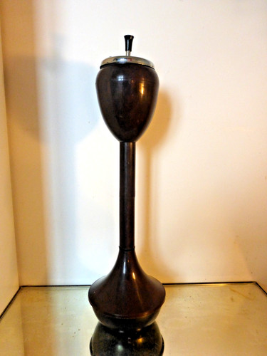 Vintage cendrier sur pied - sur,