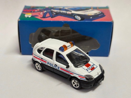 Universal hobbies renault - universal,