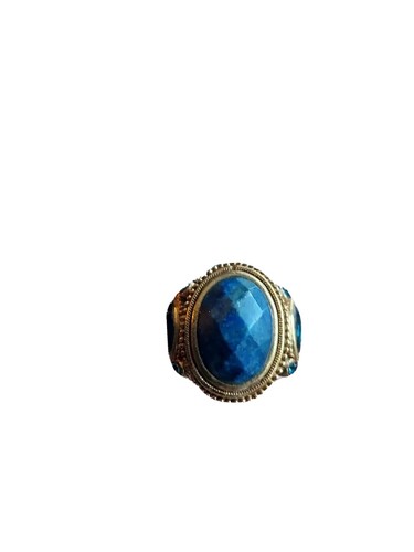 Très belle bague - très, unique