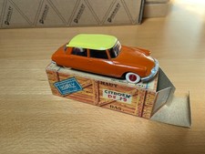 NOREV PLASTIQUE ANCIENNE