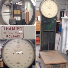 balance de grainetier cadran rond marque B TRAYVOU LYON  . XX siècle .