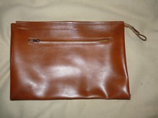 Serviette pochette sacoche