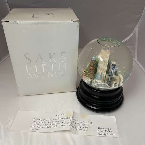 Saks fifth avenue portland - fifth,
