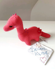 Peluche/Doudou Diane Le Dinosaure Diplodocus Rose Fleurs 19x13cm - Sergent Major