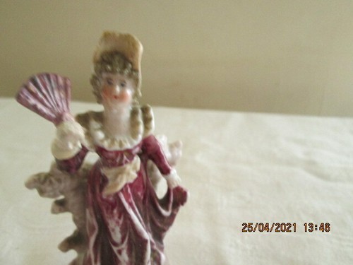 Ancienne figurine poupee - ancienne,