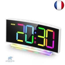 HERMIC Reveil, Reveil numérique LED Courbé avec Lumière RGB, Reveil Matin Se