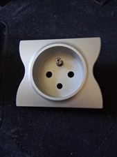 Enjoliveur Doigt Legrand Sagane Alumat Graphimat prise 2P+T  Réf 877 40/87740