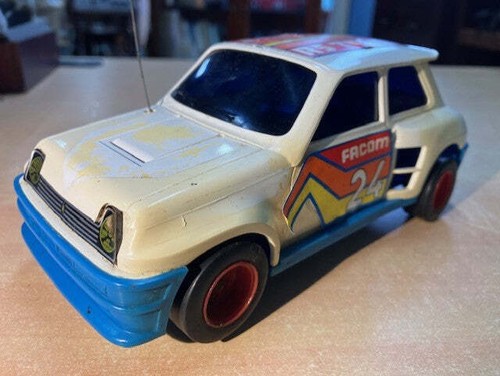 Voiture téléguidée 24 - voiture,