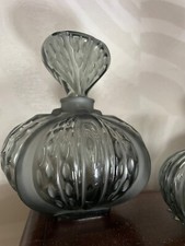LALIQUE  FLACON "MIRABEL"