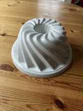 moule à Gâteau En Porcelaine