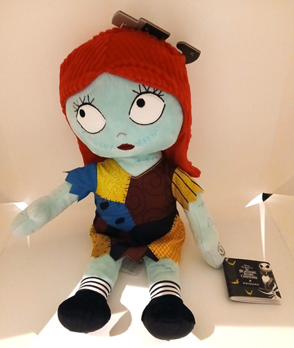 Poupée peluche sally disney - poupée,