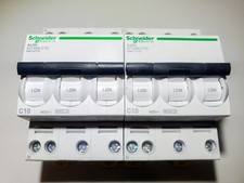 Disjoncteur Schneider A9P71710