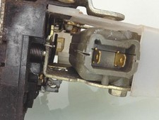 Serrure avant gauche RENAULT