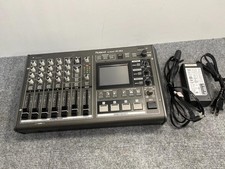 Table de mixage AV Roland