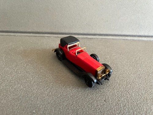 Voiture miniature ancien - miniature,
