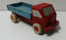 CAMION EN BOIS A TIRER 