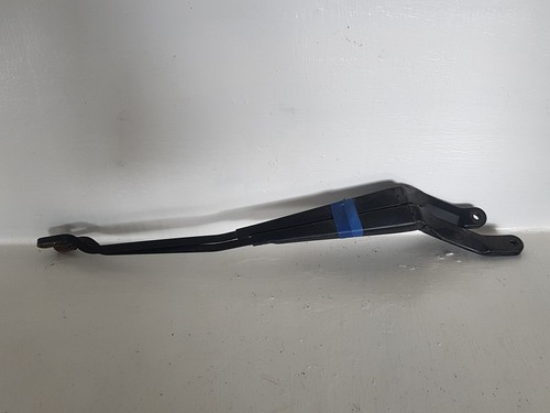 Bras essuie glace avant pour