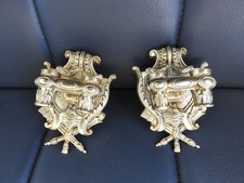 2 anciens bases supports