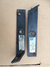 Supports pare-chocs arrière Volvo 122 ref 653620 & 653621 NOS