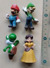 Lot de 4 Figurines Super Mario
