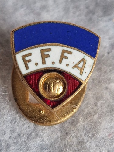 Ancien badge insigne france - badge,