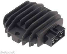 Régulateur de tension de