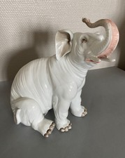 EXCEPTIONNEL ÉLÉPHANT BLANC PORCELAINE DE SAXE CONTA ET BOEHME PÖSSNECK XIX S