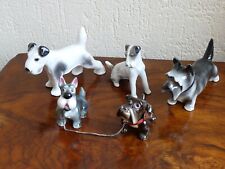 Superbe lot de 5 Chiens en