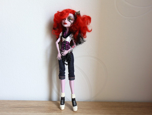 Monster high operetta - , wave