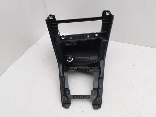 Volkswagen roc 2018 console - 2018,