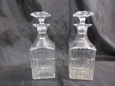PAIRE de CARAFES CRISTAL Taillé  pour  CAVE A LIQUEUR COLLECTION