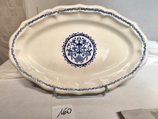 160 - GIEN. Plat ovale en faïence. Modèle Rouen 1932. L. 41 cm