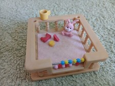 SYLVANIAN FAMILY Vintage 90's - Parc pour bébé, bouliers, jouets, tasse offerte