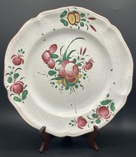Plat faïence de l’Est
