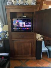 Homme debout en noyer 19 ème siècle modifié meuble télé