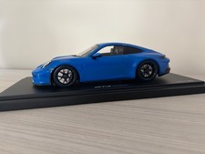 Porsche 911 GT3 Touring 1/18 Minichamps
