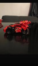 Jouet voiture transformable en dinosaures fait de la lumière il parle les piles 